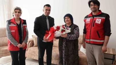 Anneler Günü’nde şehit ailelerine anlamlı ziyaret