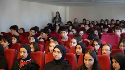 Uzmanlar: "Akılcı ilaç kullanımı ülke ekonomisine katkıdır"