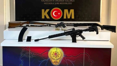 Polisin gerçekleştirdiği silah operasyonunda 2 kişi yakalandı