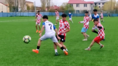 Eleşkirt’te Okul Sporları Futbol Turnuvası Sona Erdi