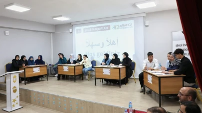 Ağrı'da imam hatip öğrencilerinden Arapça şöleni