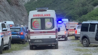 Hakkari'de derede kaybolan genci arama çalışmalarına ara verildi
