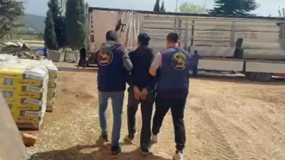 Polis Van’da hırsızlık operasyonu gerçekleştirdi: 8 gözaltı
