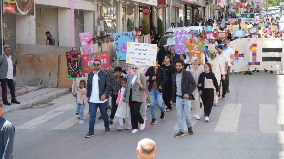 Muş’ta Engelliler Haftası için farkındalık yürüyüşü düzenlendi