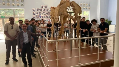 Erzincan'da öğrencilere "Kültürel Gezi" düzenlendi