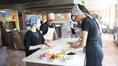 Muşlu öğrenciler mesleklerle tanışıyor