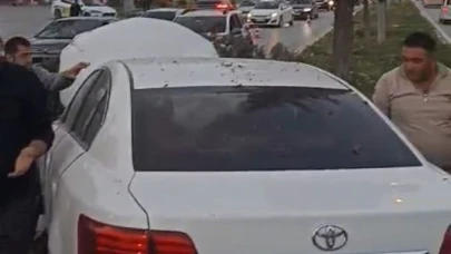 Kontrolden çıkan araç ağaca çarptı: 2 yaralı