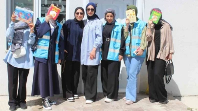 Erzincanlı gönüllü öğrencilerden ’Hayata Renk Kat’ projesi