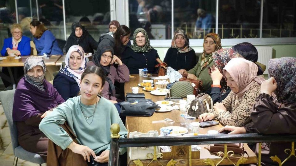 Oltu’da annelere özel program