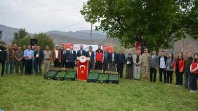 Hakkari’de üreticiye fide desteği