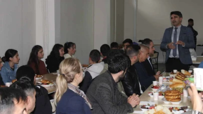Hamur’da “LGS Kardeşliği” Projesiyle Öğrencilere Moral Kahvaltısı