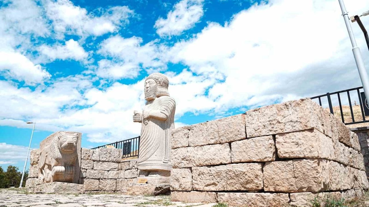 Battalgazi Belediyesi, Arslantepe Höyüğü’nü yeni sezona hazırlıyor