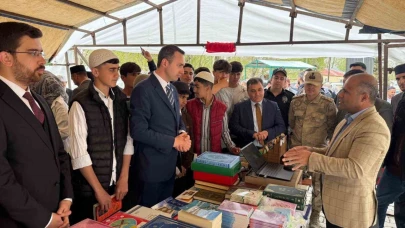 Çaldıran’da "Kitap Fuarı" açıldı