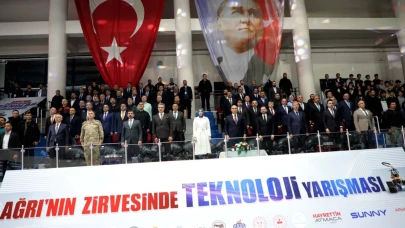 Ağrı’nın Zirvesinde Teknoloji Yarışması” Finali Büyük Coşkuyla Tamamlandı