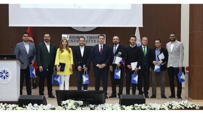 ETÜ’de 2024-2025 yılı akademik giysi ve ödül töreni gerçekleştirildi
