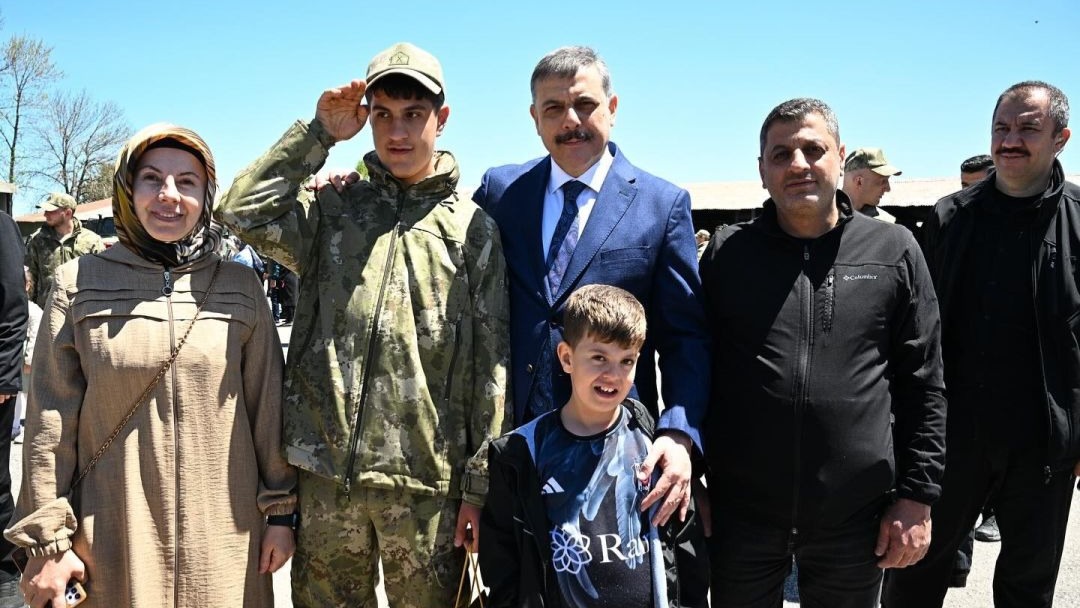 Erzurum'da Mehmetçik olmanın gururunu yaşadılar