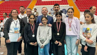 Akyakalı öğrenciler Akıl ve Zeka Oyunları’nda dereceye girdi
