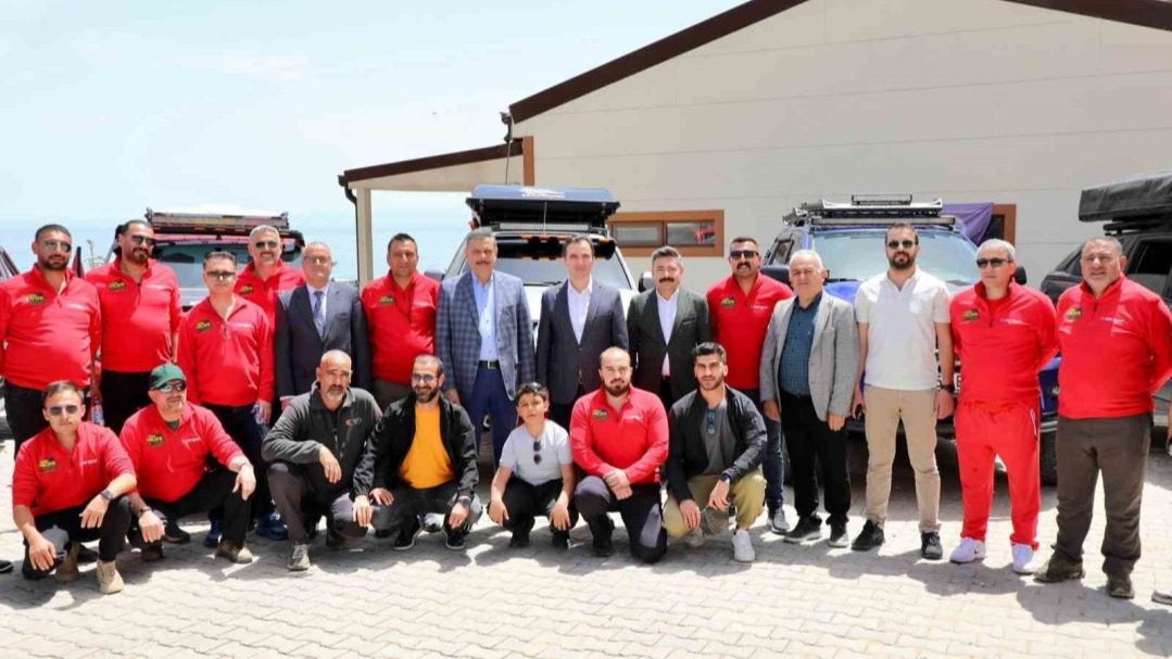 Adilcevaz Valileri ağırladı