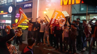 Muş’ta Galatasaray’ın şampiyonluğu coşkuyla kutlandı