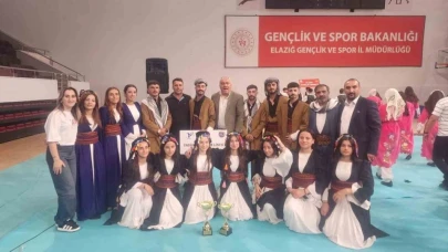Hakkari’de iki kulüp bölge birincisi oldu