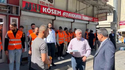 Erzincan Buğday Meydanında yangının izleri siliniyor