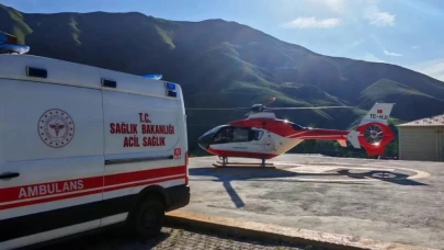 Ambulans helikopter yaşlı hasta için havalandı