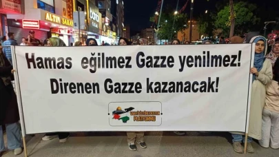 Van’da Gazze'deki insani krize dikkat yürüyüşü düzenlendi