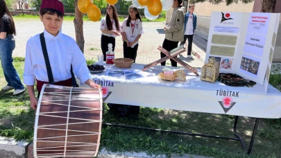 Ağrı’da TÜBİTAK 4006 Bilim Fuarları Devam Ediyor