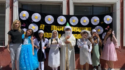Ağrı’da Minikler Türkçeyle Büyüyor