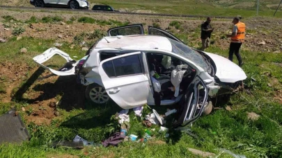 Trafik kazası: Baba öldü, eşi ve çocuğu yaralandı