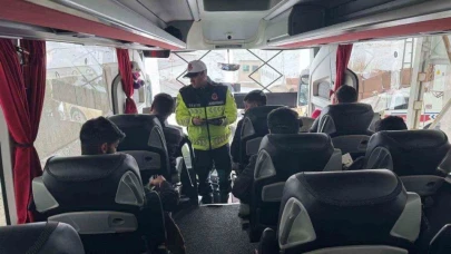 Ağrı’da trafik denetimlerinde 75 sürücüye ceza, 27 araç men edildi