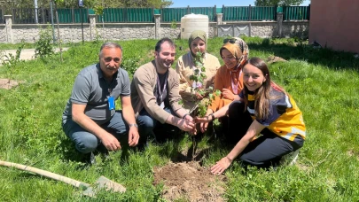 Ağrı’da Cilt Kanseri Farkındalığı İçin Fidan Dikimi Etkinliği