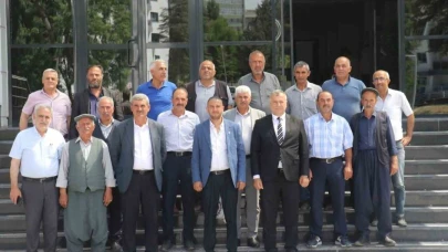 Malle muhtarlar DSİ’ye sulama çıkarması yaptı