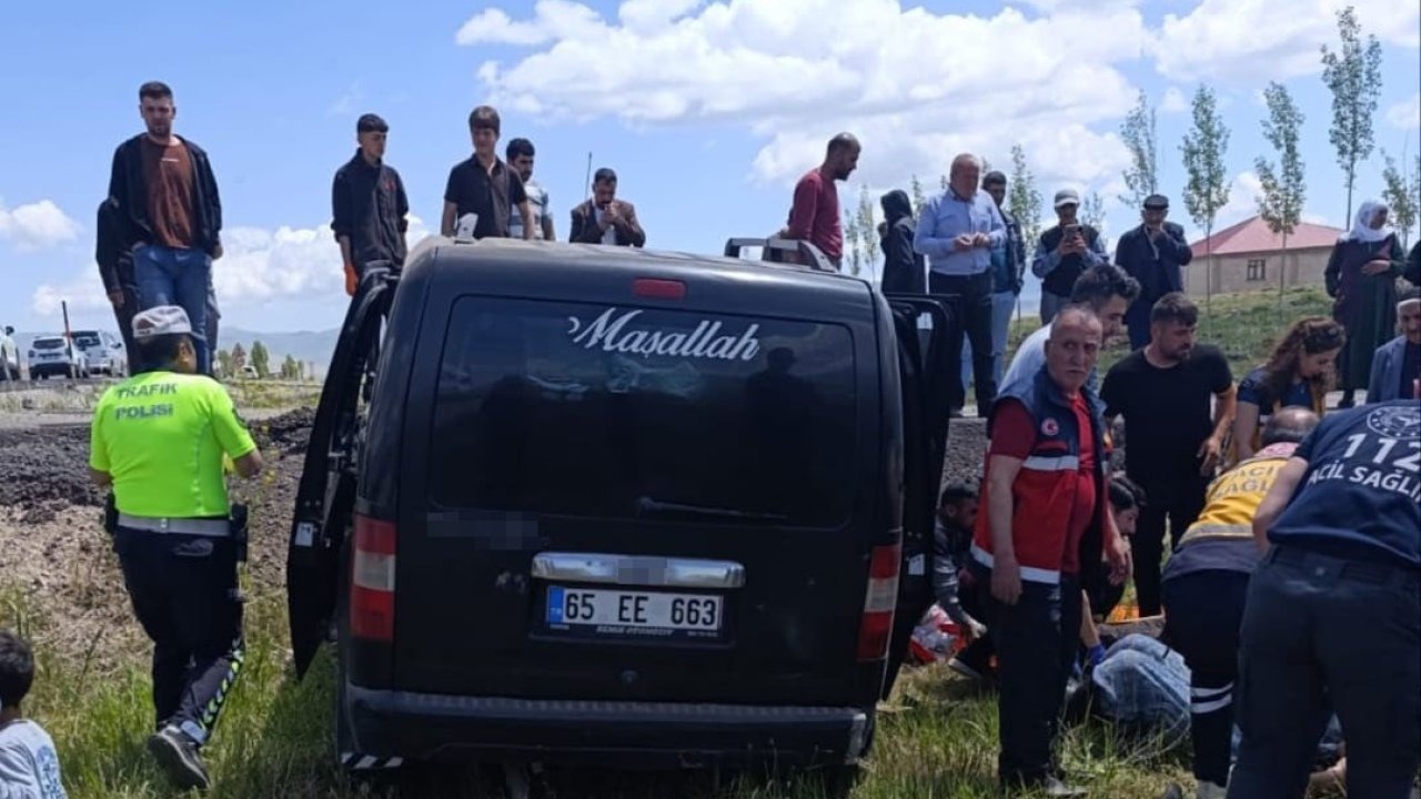 Van'ın Çaldıran'ilçesinde trafik kazası: 8 yaralı