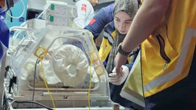 Muş’ta yenidoğan bebek için ambulans uçak havalandı