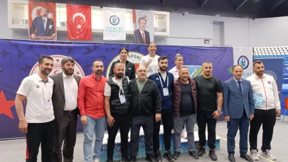 AİÇÜ’lü Öğrenciler Türkiye Boks Şampiyonası’ndan Dereceyle Döndü