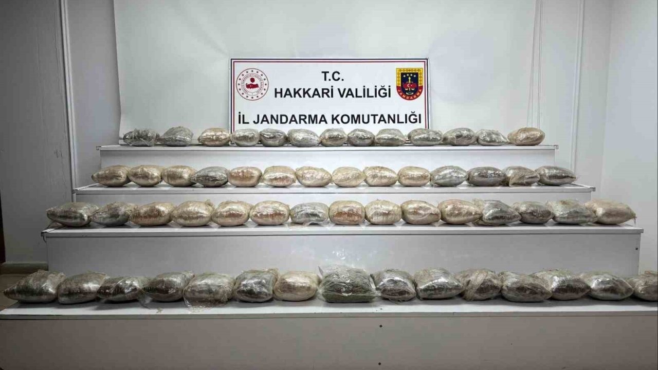 Yüksekova’da 34 kilo kubar esrar ele geçirildi