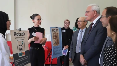 Erzincan Binali Yıldırım Üniversitesi'nde "Bir Fikrim Var!" sergisi düzenlendi