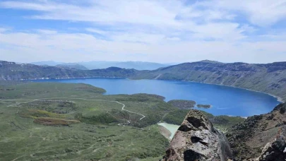 Zirve yürüyüşleri başladı Nemrut Kalderası’da