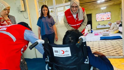 Doğubayazıt Kızılay’dan Engelli Gence Anlamlı Destek