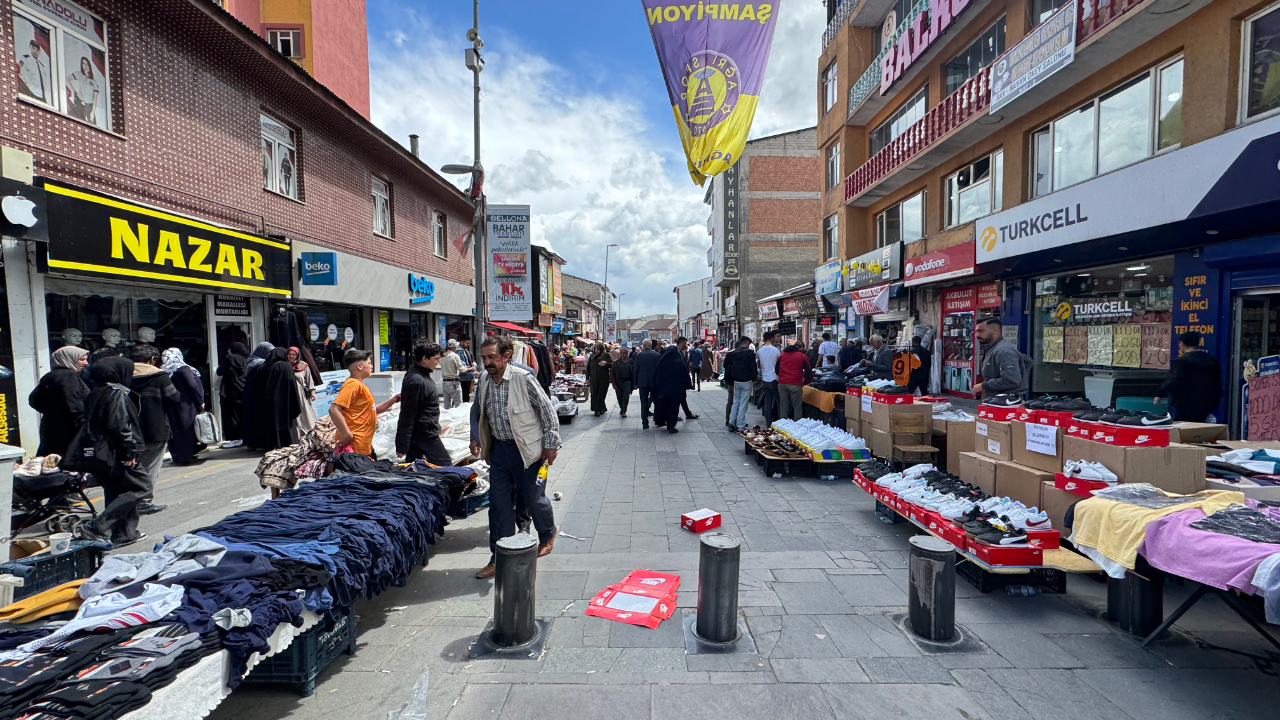 Ağrı’da Kurban Bayramı Hareketliliği Başladı