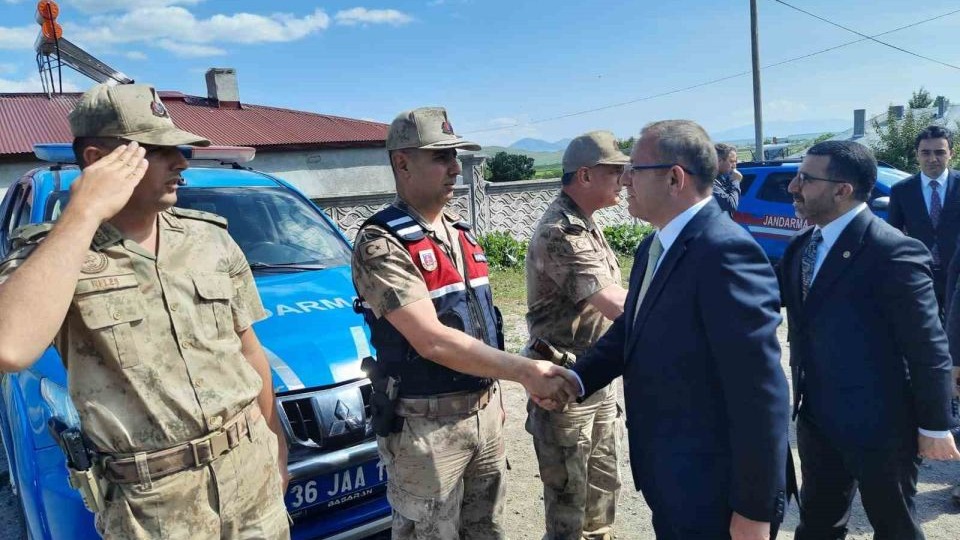 Güvenlik güçlerinden bayram dolayısıyla sıkı denetim