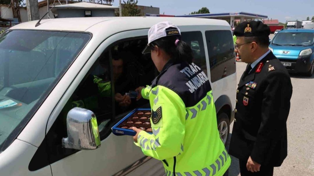Erzurum'da Jandarma bayramdada denetimlerini sürdürdü