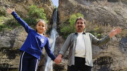 Hakkari'nin Ağaçdibi Şelalesi’ne 3 günde 4 bin kişi ziyaret etti
