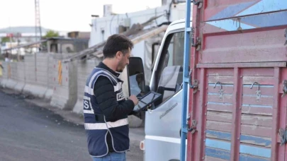 Bayram tatilinde asayiş ve trafik uygulamaları sıklaştırıldı