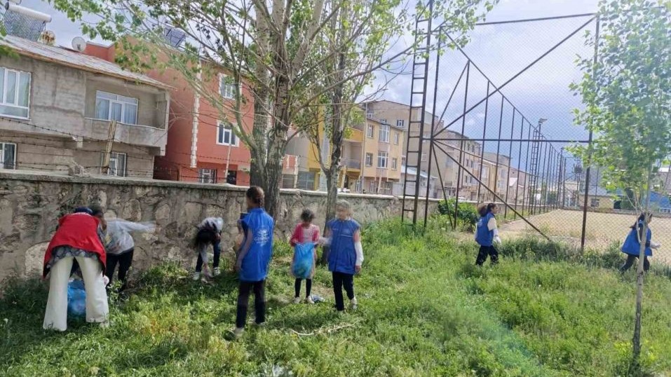Ağrı'nın Diyadin ilçesinde dünya çevre günü kapsamında farkındalık oluşturacak etkinlik