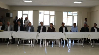 Ağrı İl Müdürü Mehmet Hüseyinoğlu, Personelle Bayramlaştı