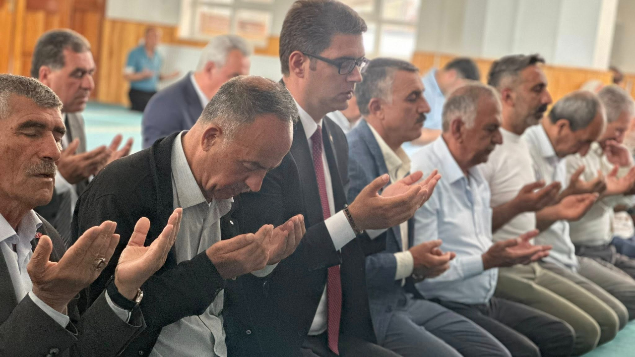 Erciş’te Şehit Jandarma Uzman Çavuş Uğur Sağlam İçin Mevlid-i Şerif Okutuldu