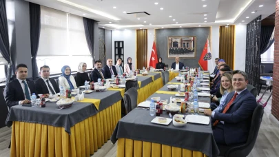 Ağrı Valisi Koç’tan Vali Yardımcıları ve Kaymakamlara Veda Programı