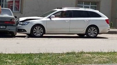 Zincirleme kazaya neden oldu Kalp krizi geçiren sürücü